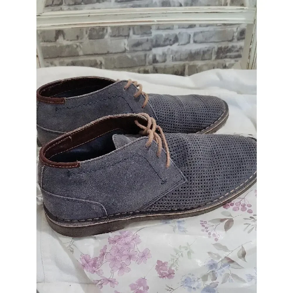 Kenneth Cole Reaction Desert Hill Gray Suede Perforated Chukka Boots Mens Sz 10M